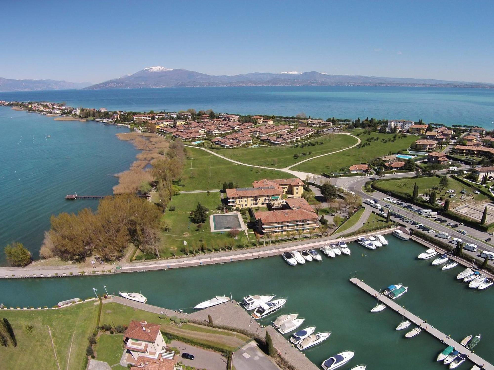 Resort Caesar C4 Sirmione - Gardagate מראה חיצוני תמונה